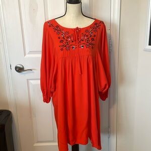 EMBROIDERY RED-ORANGE DRESS WITH FLORAL TOP AND BALLON SLEEVES. XL